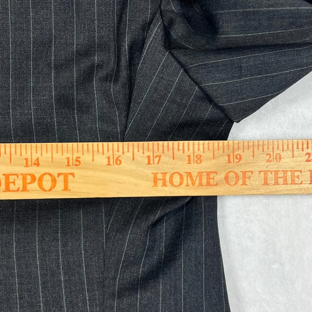 Brooks Brothers 1818 Fitzgerald Blazer Mens 40S Charcoal Grey Pinstripe Wool USA